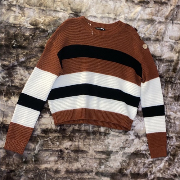 Sweater - Picture 2 of 4